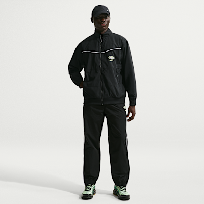 Nike Sportswear Men's Woven Jacket. Nike RO
